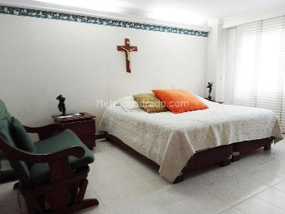 Apartamento de 3 alcobas en venta en Alejandría, Medellín, 200 m² · foto 7 de 19
