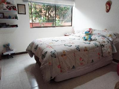 Apartamento de 3 alcobas en venta en Alejandría, Medellín, 200 m² · foto 9 de 19
