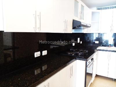 Apartamento de 3 alcobas en arriendo en Envigado, Envigado, 142 m² · foto 7 de 18