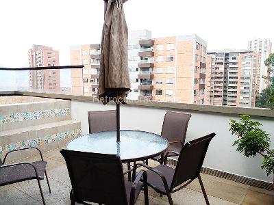Apartamento de 4 alcobas en venta en Los Balsos, Medellín, 313 m² · foto 18 de 19