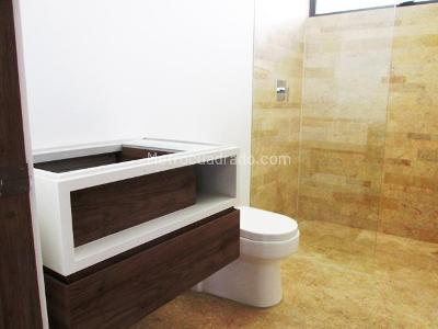Casa de 3 alcobas en venta en Envigado, Envigado, 440 m² · foto 16 de 17