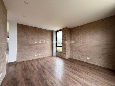 Casa de 3 alcobas en venta en Envigado, Envigado, 440 m² · foto 4 de 17