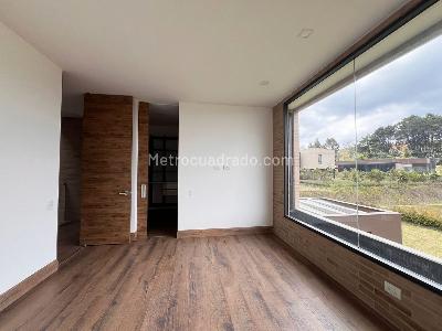 Casa de 3 alcobas en venta en Envigado, Envigado, 440 m² · foto 6 de 17