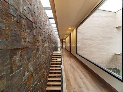 Casa de 3 alcobas en venta en Envigado, Envigado, 440 m² · foto 11 de 17