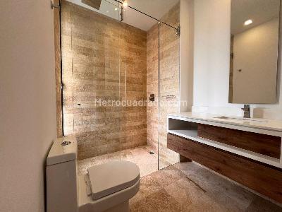 Casa de 3 alcobas en venta en Envigado, Envigado, 440 m² · foto 13 de 17