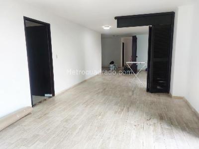 Apartamento en venta en Patio Bonito, Medellín · foto 2 de 18