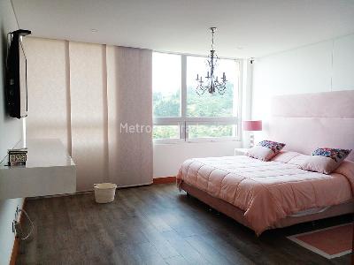 Apartamento de 3 alcobas en venta en El Poblado, Medellín, 259 m² · foto 12 de 20