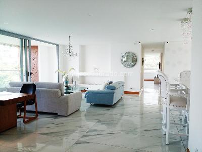Apartamento de 3 alcobas en venta en El Poblado, Medellín, 259 m² · foto 3 de 20