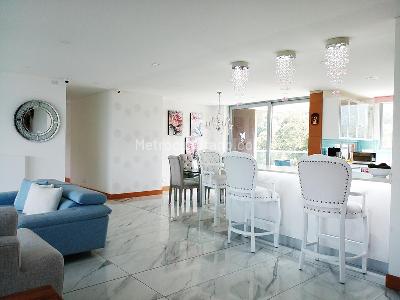 Apartamento de 3 alcobas en venta en El Poblado, Medellín, 259 m² · foto 4 de 20