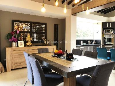 Casa de 3 alcobas en venta en Alto De Palmas, Envigado, 500 m² · foto 2 de 18