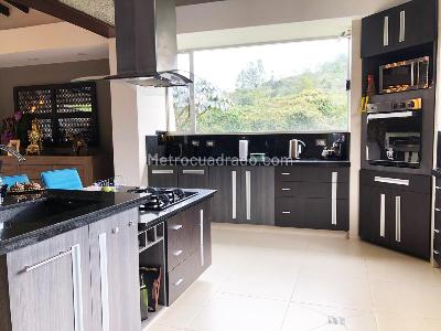 Casa de 3 alcobas en venta en Alto De Palmas, Envigado, 500 m² · foto 4 de 18