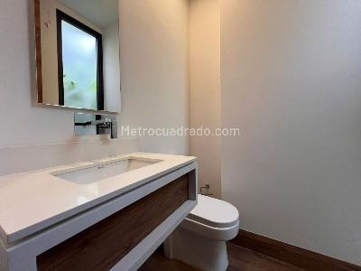 Casa de 3 alcobas en venta en Envigado, Envigado, 440 m² · foto 11 de 16
