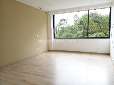 Casa de 3 alcobas en venta en Envigado, Envigado, 215 m² · foto 7 de 16
