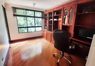 Apartamento de 4 alcobas en venta en El Poblado, Medellín, 180 m² · foto 6 de 16