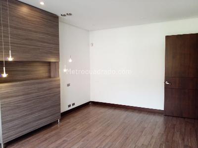Casa de 3 alcobas en venta en Envigado, Envigado, 509 m² · foto 11 de 17