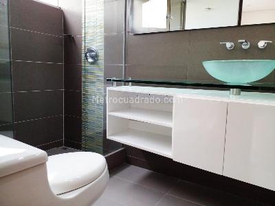 Casa de 3 alcobas en venta en Envigado, Envigado, 509 m² · foto 13 de 17