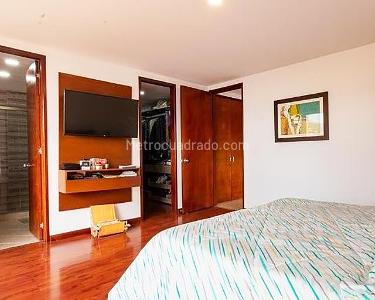 Apartamento en venta en El Poblado, Medellín · foto 10 de 20