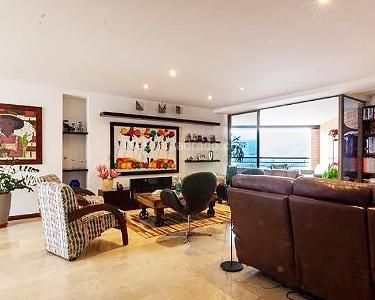 Apartamento en venta en El Poblado, Medellín · foto 2 de 20
