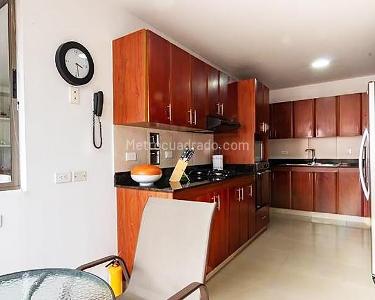 Apartamento en venta en El Poblado, Medellín · foto 8 de 20