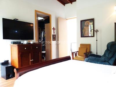 Casa de 3 alcobas en venta en Envigado, Envigado, 209 m² · foto 10 de 17