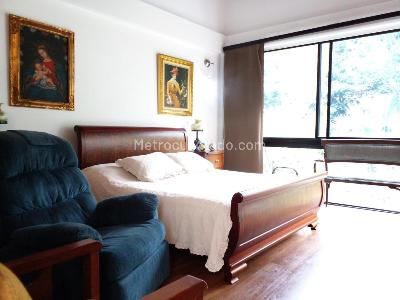 Casa de 3 alcobas en venta en Envigado, Envigado, 209 m² · foto 9 de 17