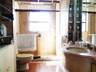Apartamento de 3 alcobas en venta en El Castillo, Medellín, 340 m² · foto 19 de 19