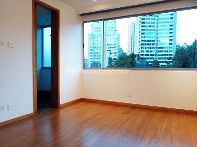 Apartamento de 3 alcobas en venta en El Poblado, Medellín, 311 m² · foto 10 de 18