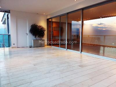 Apartamento de 3 alcobas en venta en El Poblado, Medellín, 311 m² · foto 18 de 18
