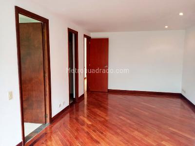 Apartamento de 3 alcobas en venta en San Lucas, Medellín, 157 m² · foto 12 de 18