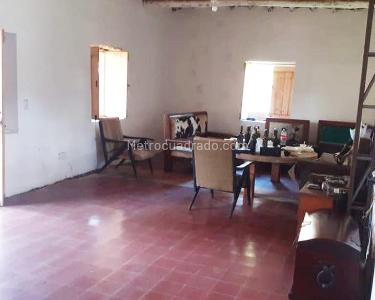 Casa de 5 alcobas en venta en San Antonio De Pereira, Rionegro, 200 m² · foto 3 de 17