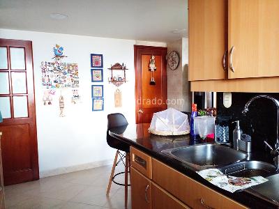 Apartamento de 3 alcobas en venta en El Poblado, Medellín, 183 m² · foto 11 de 19