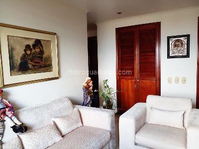 Apartamento de 3 alcobas en venta en El Poblado, Medellín, 183 m² · foto 9 de 19