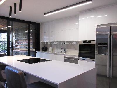 Casa de 3 alcobas en venta en El Poblado, Medellín, 188 m² · foto 7 de 19