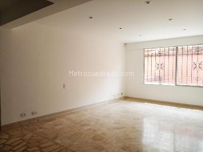 Casa de 4 alcobas en venta en El Poblado, Medellín, 330 m² · foto 14 de 19