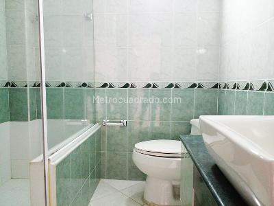 Casa de 4 alcobas en venta en El Poblado, Medellín, 330 m² · foto 16 de 19