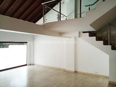 Casa de 4 alcobas en venta en El Poblado, Medellín, 330 m² · foto 4 de 19