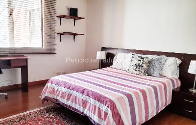 Apartamento de 3 alcobas en venta en San Lucas, Medellín, 400 m² · foto 12 de 19