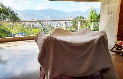 Apartamento de 3 alcobas en venta en San Lucas, Medellín, 400 m² · foto 6 de 19