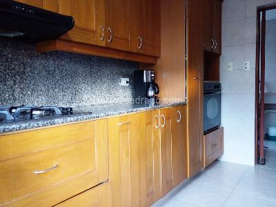 Casa de 3 alcobas en venta en Envigado, Envigado, 280 m² · foto 5 de 16