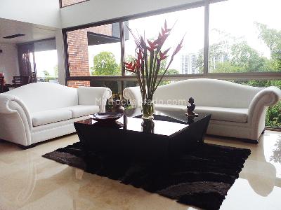 Casa de 4 alcobas en venta en Envigado, Envigado, 648 m² · foto 2 de 19