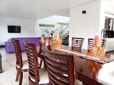 Casa de 4 alcobas en venta en Envigado, Envigado, 648 m² · foto 5 de 19