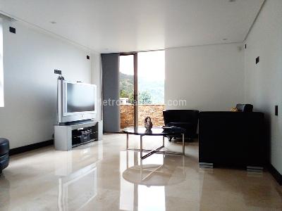 Casa de 4 alcobas en venta en Envigado, Envigado, 648 m² · foto 8 de 19