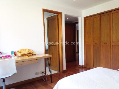 Apartamento de 3 alcobas en venta en Los Balsos, Medellín, 250 m² · foto 15 de 18