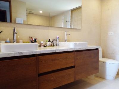 Apartamento de 3 alcobas en venta en Los Balsos, Medellín, 250 m² · foto 17 de 18