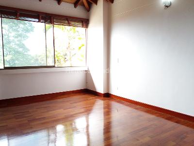 Casa de 4 alcobas en venta en Envigado, Envigado, 380 m² · foto 10 de 20