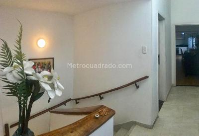 Casa de 3 alcobas en venta en El Poblado, Medellín, 290 m² · foto 7 de 11