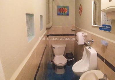 Casa de 3 alcobas en venta en El Poblado, Medellín, 290 m² · foto 8 de 11