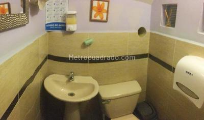 Casa de 3 alcobas en venta en El Poblado, Medellín, 290 m² · foto 9 de 11