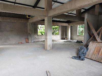 Casa de 1 alcoba en venta en El Poblado, Medellín, 410 m² · foto 13 de 17