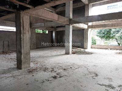 Casa de 1 alcoba en venta en El Poblado, Medellín, 410 m² · foto 8 de 17